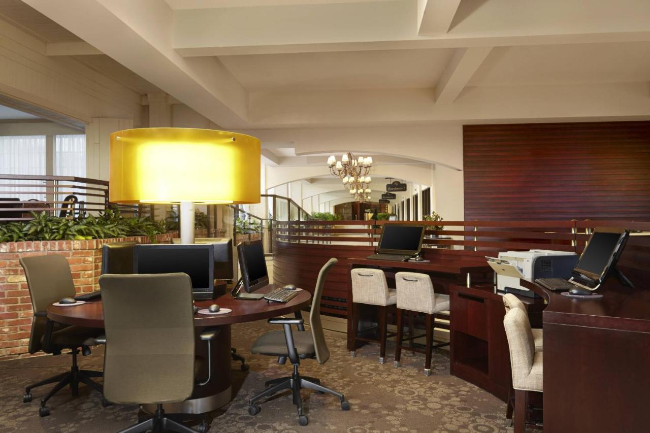 Red Deer Resort & Casino Ngoại thất bức ảnh